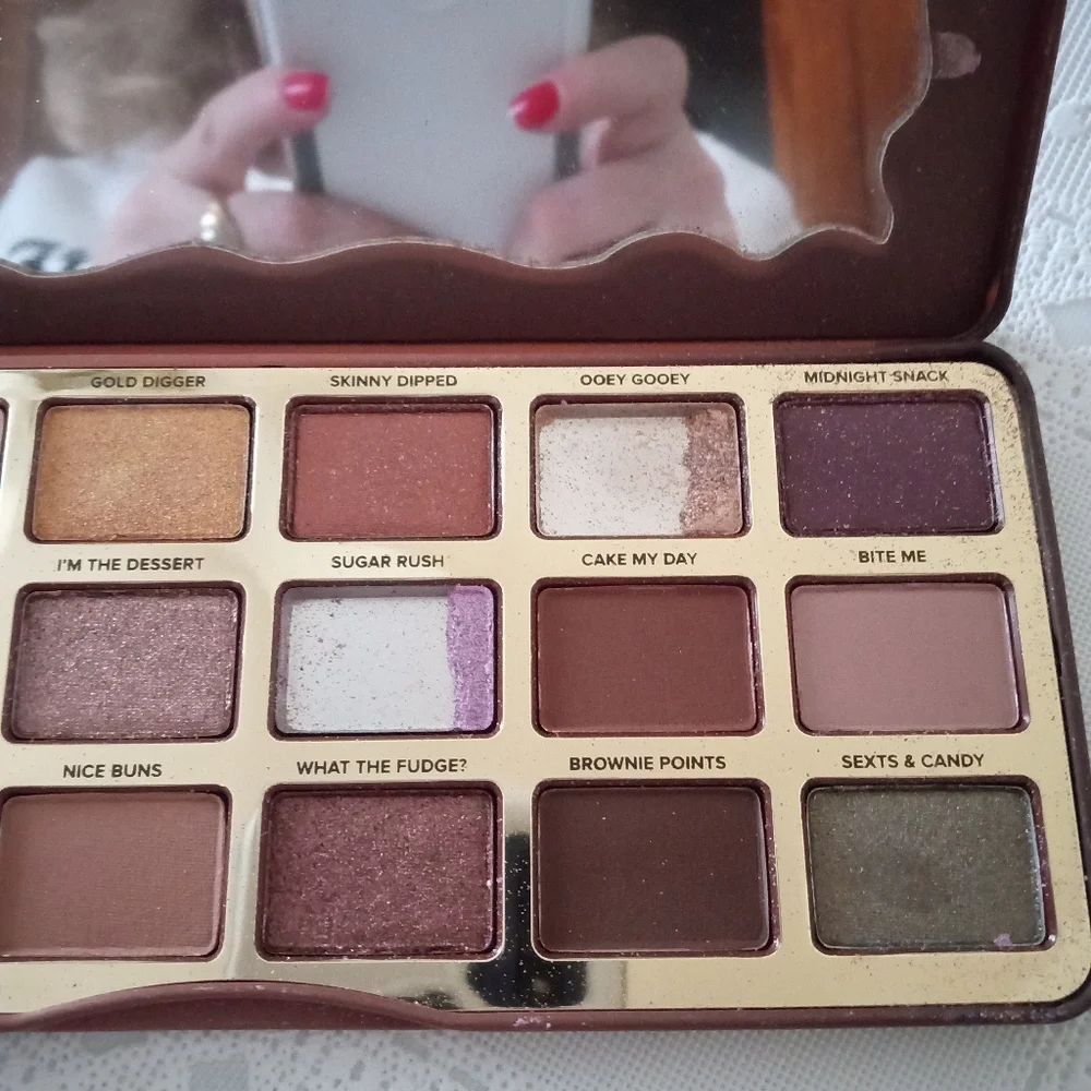 HP🔥Too Faced Better Than Chocolate Cocoa Infused EyeShadow, New w/Defects - Picture 5 of 14